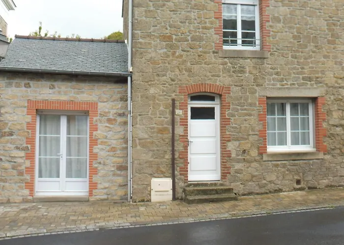 Maison Saint-Coulomb